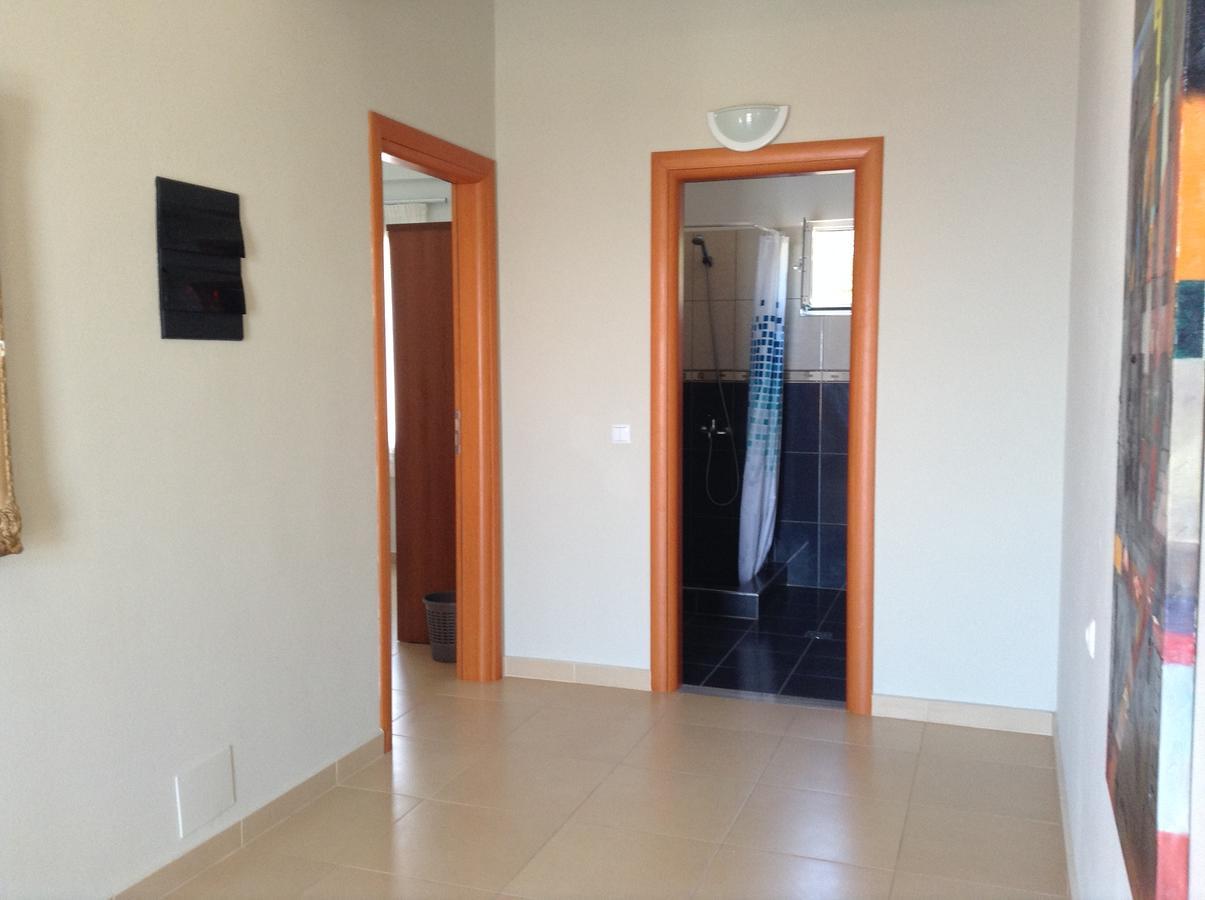 Vila Rapo Himare Exterior photo